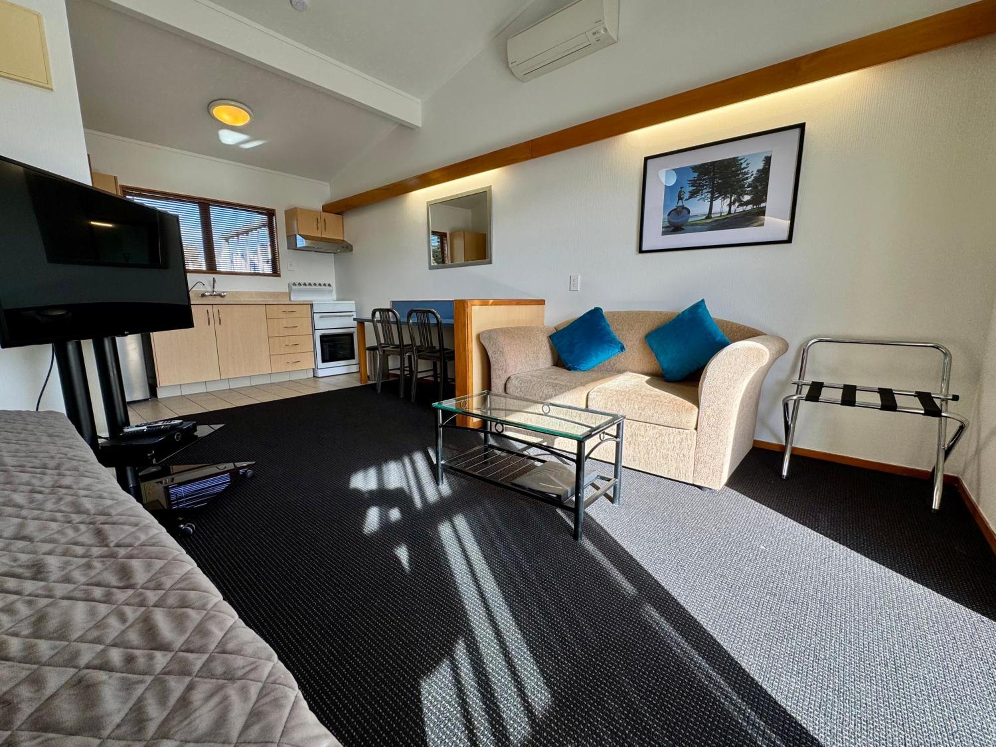Teal Motor Lodge Гисборн Экстерьер фото